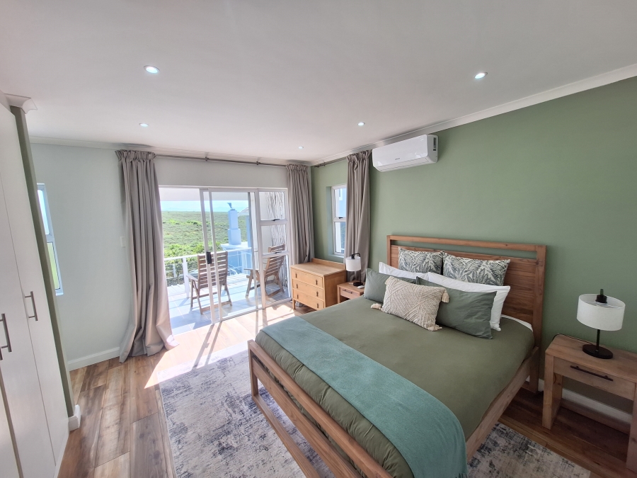 2 Bedroom Property for Sale in Wavecrest Eastern Cape